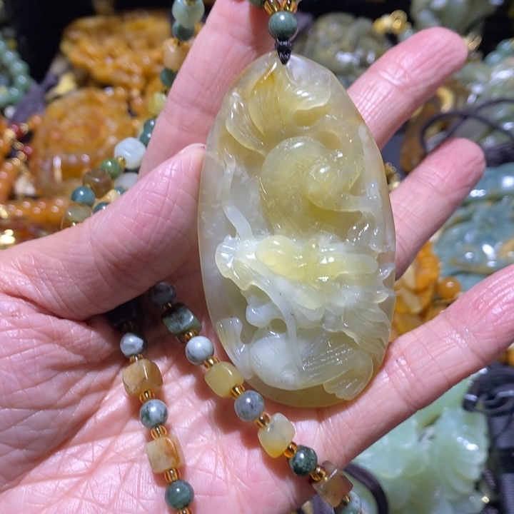 岫玉岫玉吊坠未镶嵌