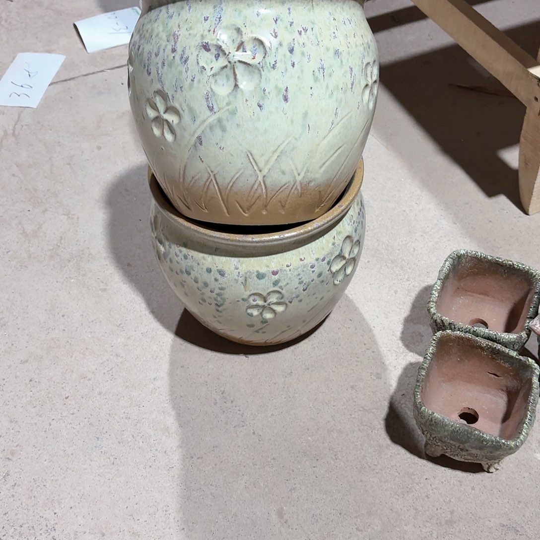 紫砂花盆口20高20两个