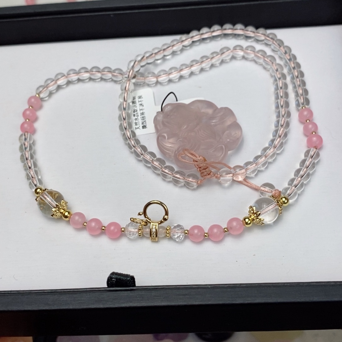 姜***丝颈饰未镶嵌水晶粉晶美人狐配珠链