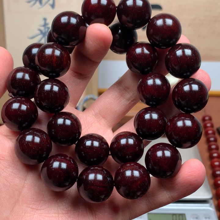 启***韩檀香紫檀（小叶紫檀）