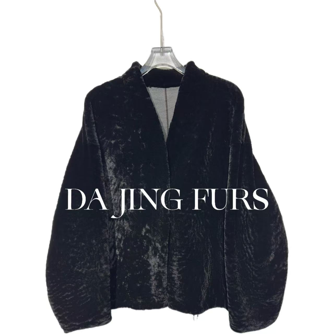 【大晶皮草】小胎羊“雪漫长空”美利奴羊皮毛一体宽松老钱皮草806