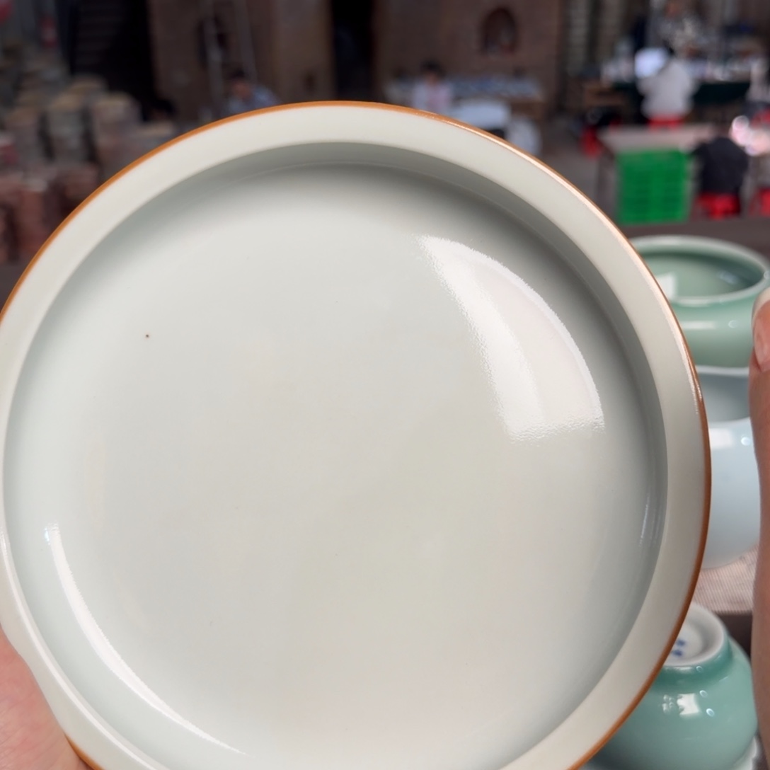 瓷片福利待遇也很不错