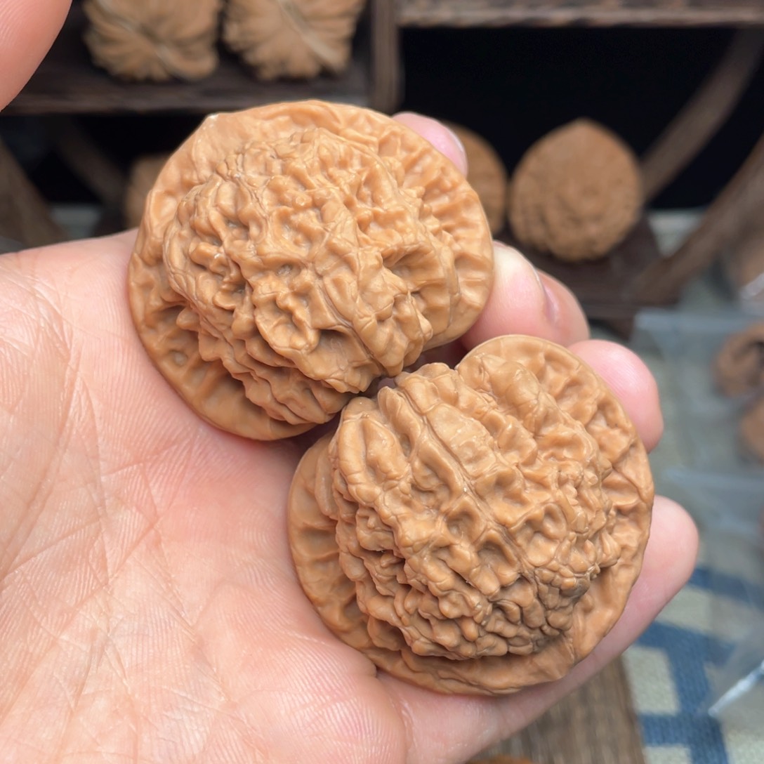 文玩核桃把件47毕业高货官帽