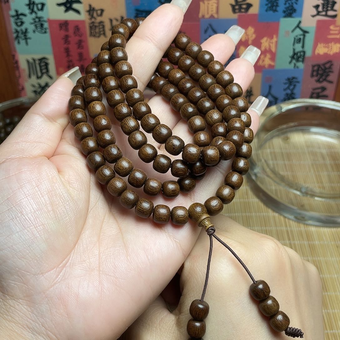 沉香手串前*越南富森红土沉香