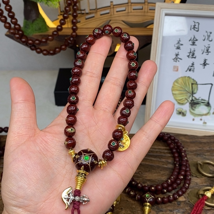 凤眼菩提吊坠8.5 绿宝手持