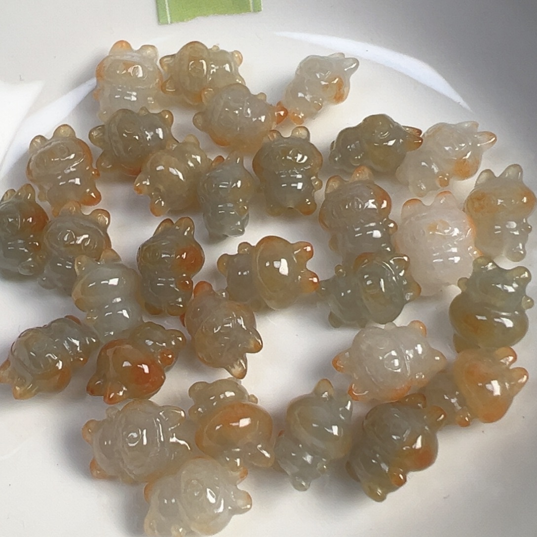 翡翠散珠翡翠拉布布一个可挑