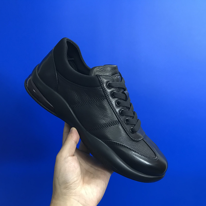 2025秋季新款头层牛皮休闲皮鞋轻便舒适流行男皮鞋时尚百搭潮鞋