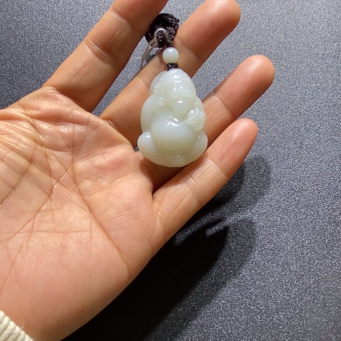 和田玉未镶嵌颈饰井****海