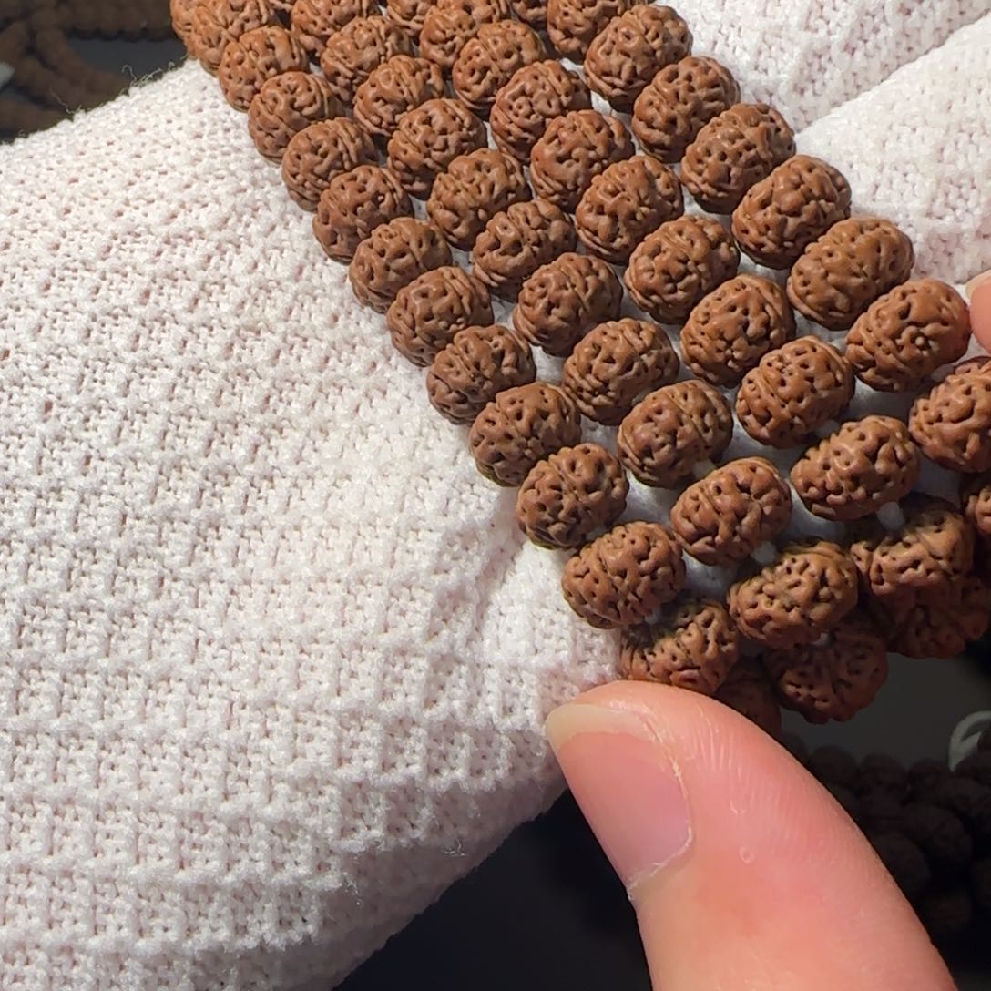 怀***斋吊坠金刚菩提极品勿里达老树王108