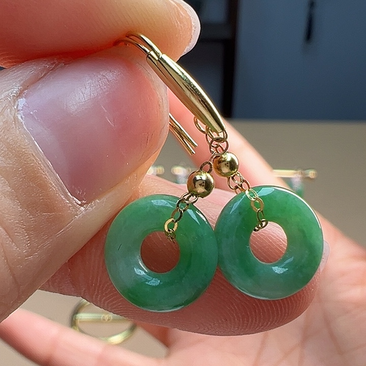 翡翠耳饰18K金镶嵌耳饰