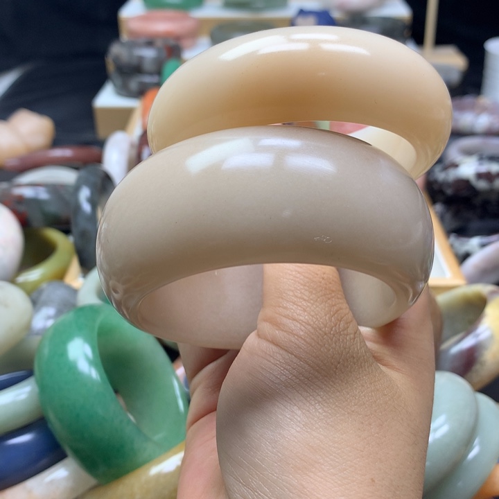 未镶嵌手镯石英质玉用****8