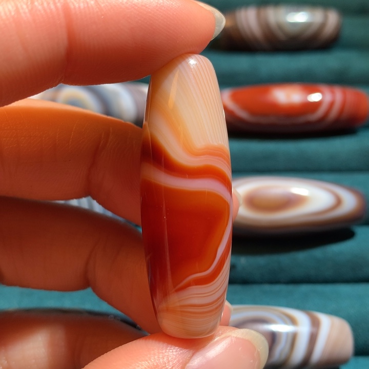 未镶嵌玛瑙/玉髓珠宝奇石