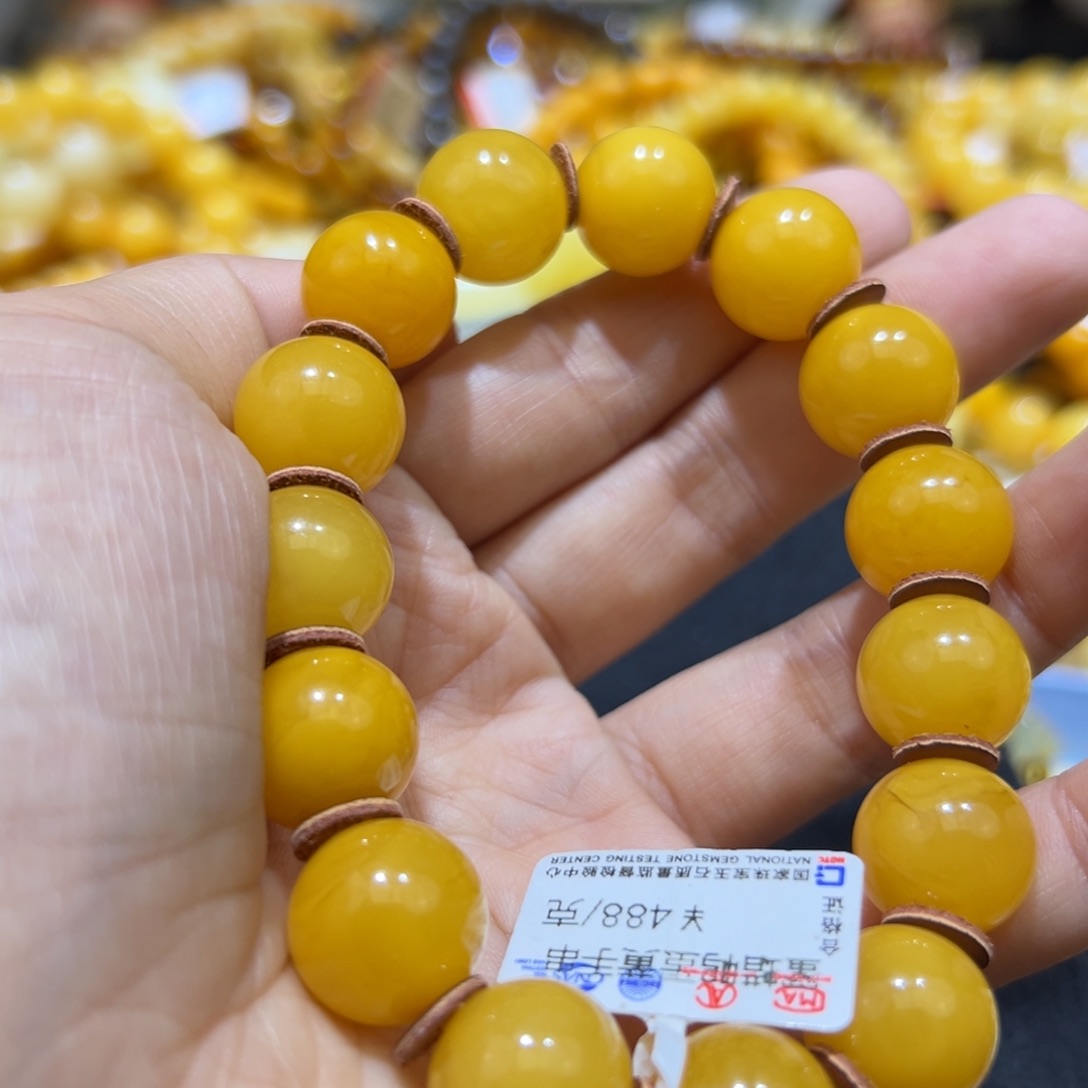 琥珀珠宝奇石未镶嵌