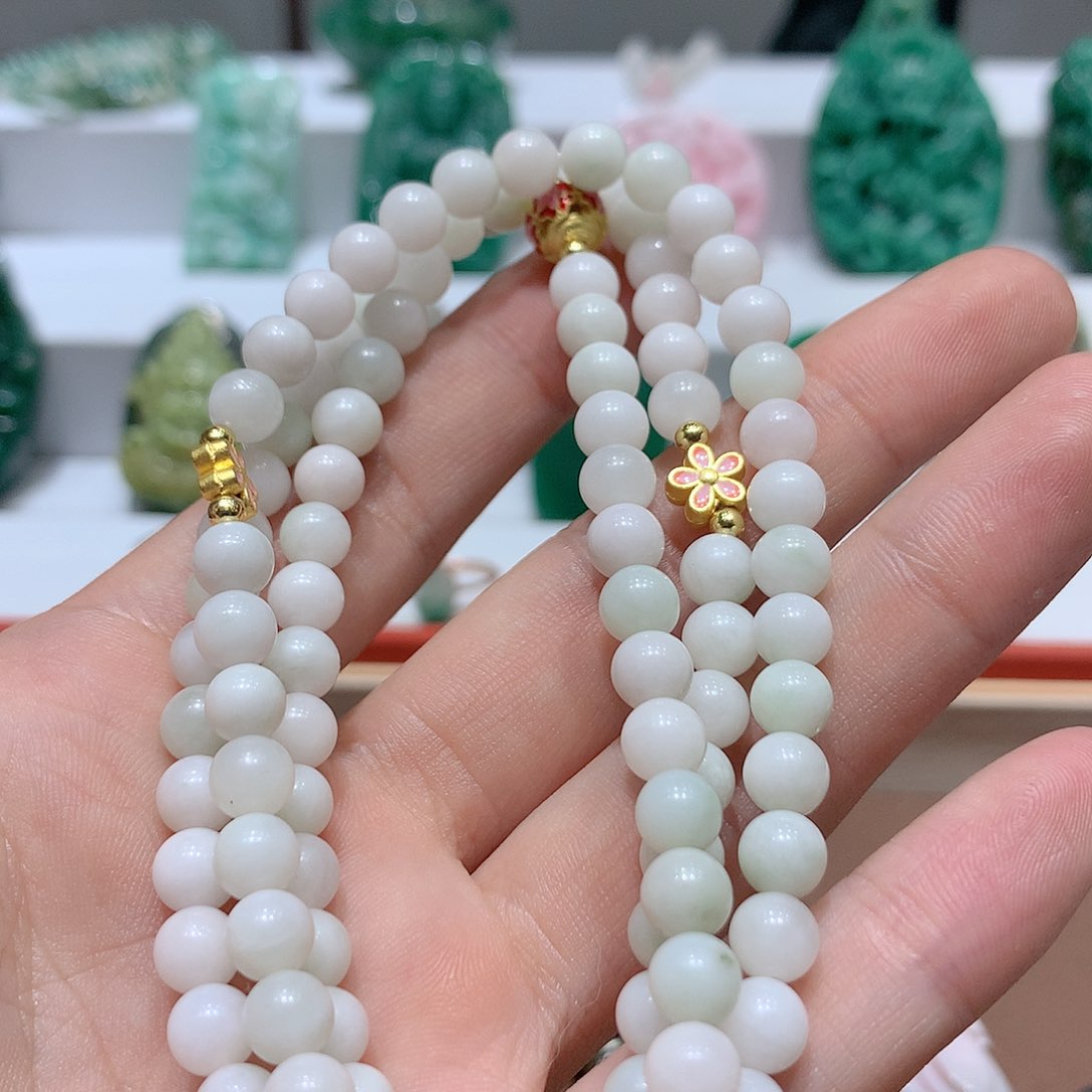 独山玉挂件未镶嵌