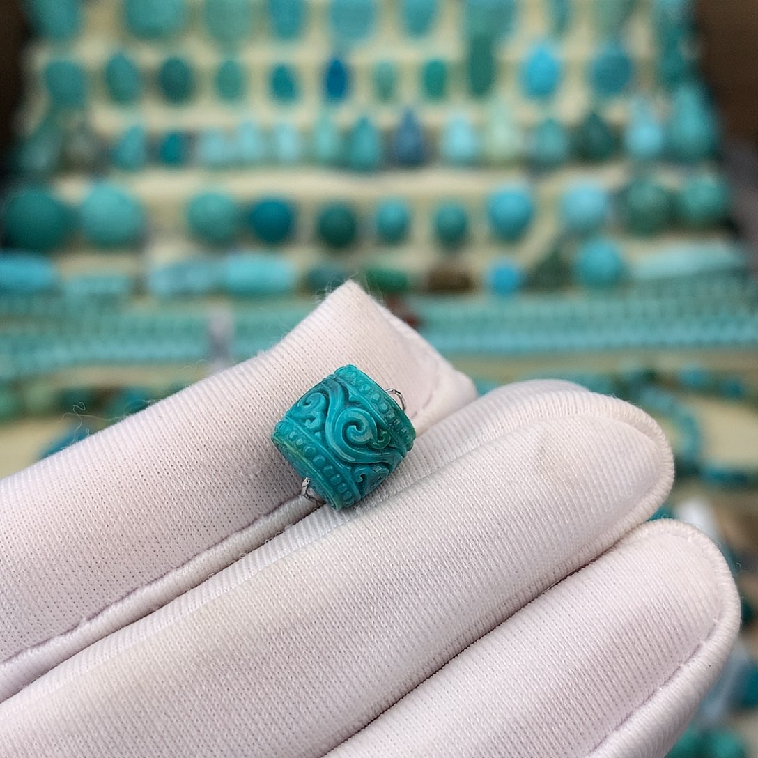 绿松石未镶嵌珠宝奇石9.1