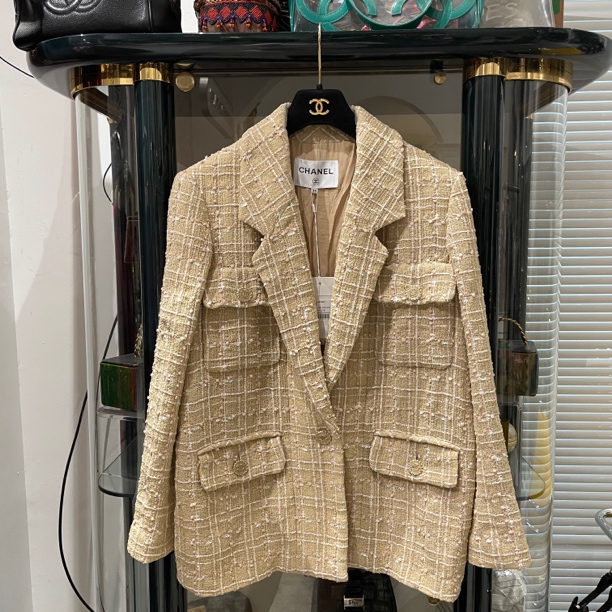 95新 Chanel/香奈儿 19S沙滩系列燕麦色翻领四口袋外套34码