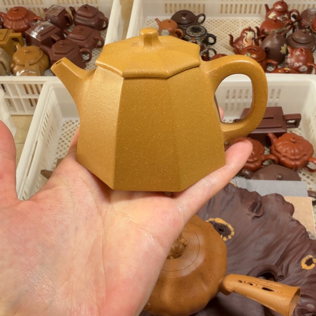 紫砂茶壶黄金段150毫升