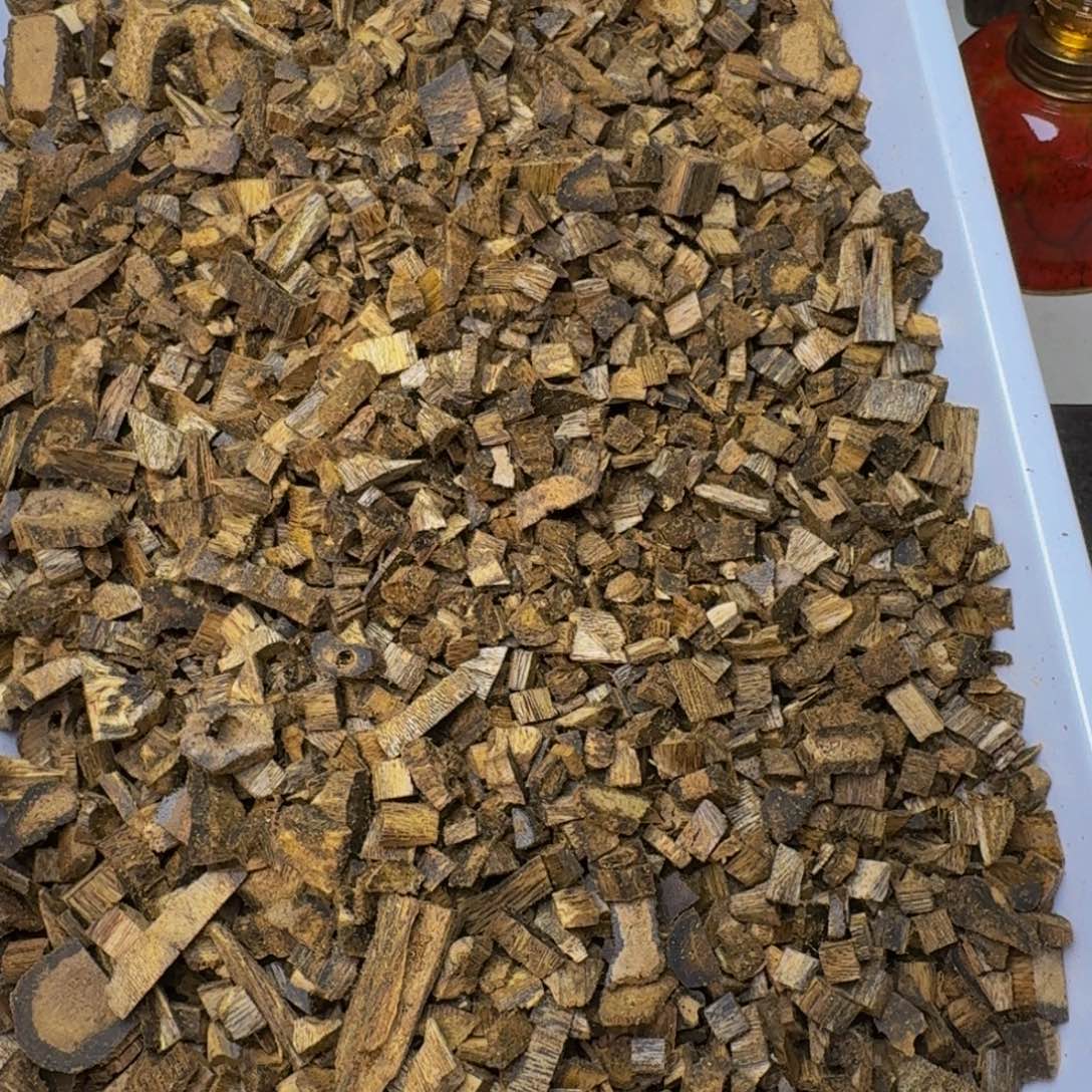 尔***东沉香沉香碎屑莺歌绿米粒50克