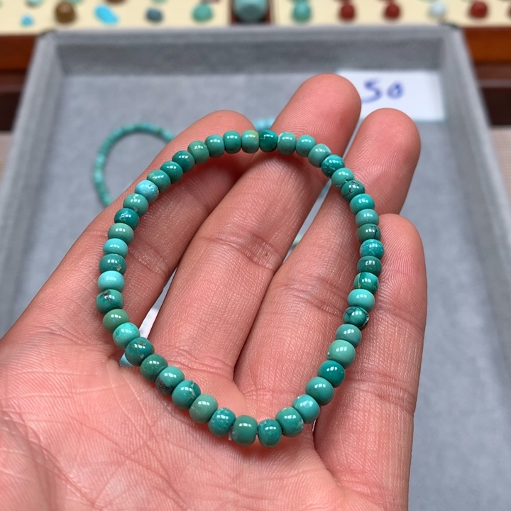 绿松石配饰未镶嵌