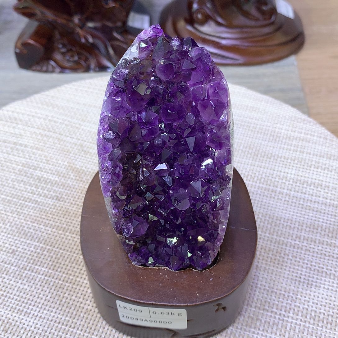 紫晶大型摆件（非配饰）未镶嵌