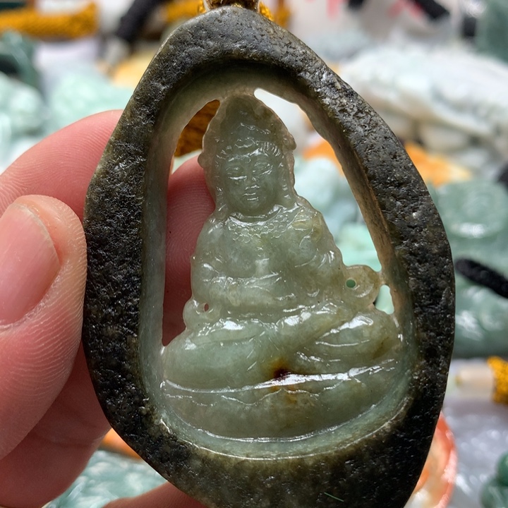 翡翠未镶嵌颈饰保真天然a货翡翠