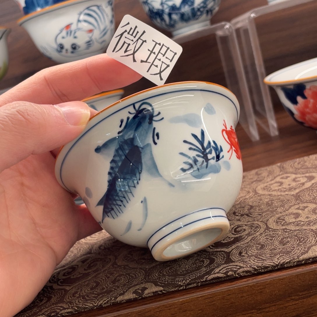 釉下手绘茶具微瑕
