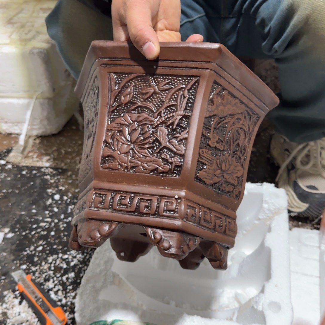 紫砂花盆瑕疵和瑕疵