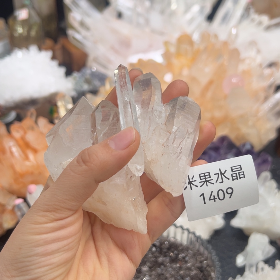 橘***空水晶未镶嵌珠宝半成品