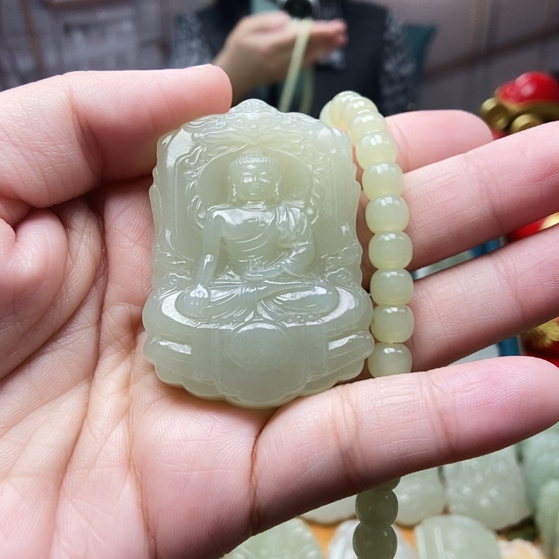 和田玉颈饰未镶嵌a***c