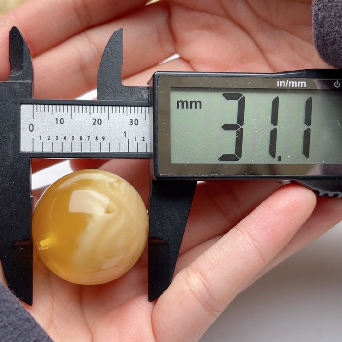 蜜蜡裸石未镶嵌自***棍蜜蜡圆珠梦