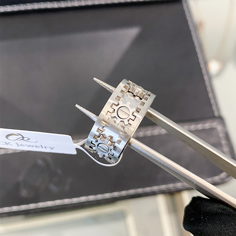 钛钢戒指 齿轮可转动戒指R1141