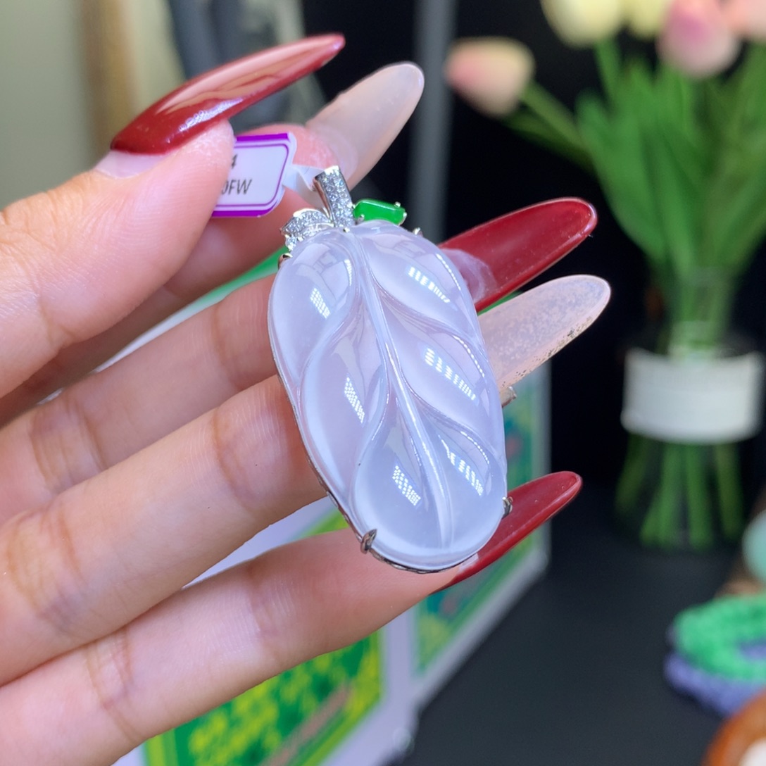 翡翠颈饰18K金镶嵌天然