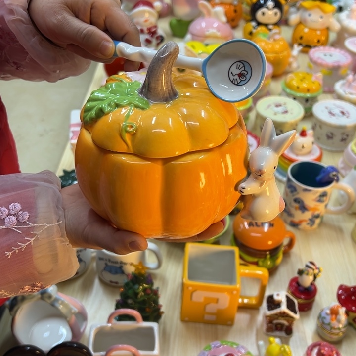 摆件陶瓷等行业的产品出口到世界