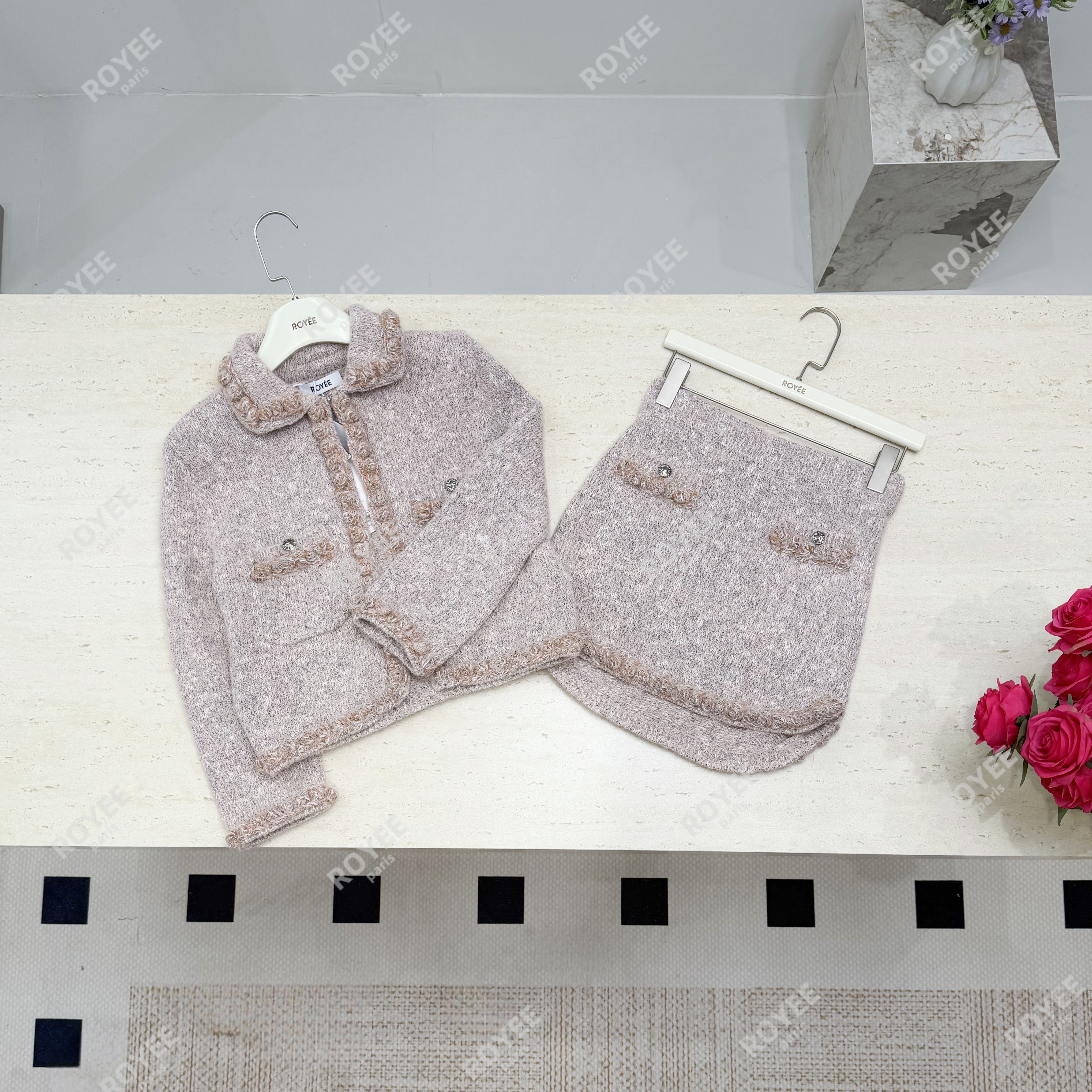 【微醺蔷薇】法式温柔小香重工立体钩花针织上衣+半裙套装RY1555