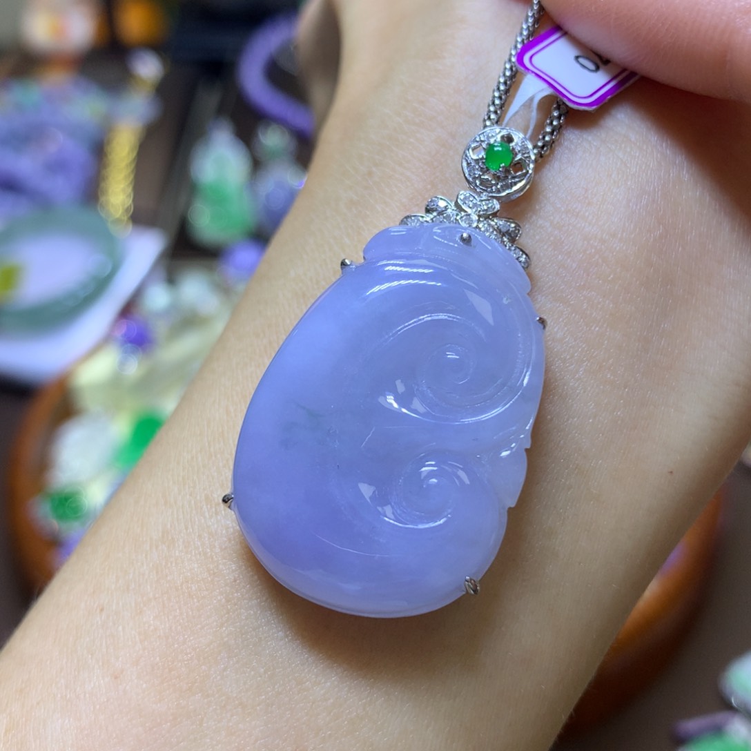 【闪购商品】翡翠颈饰18K金镶嵌翡翠