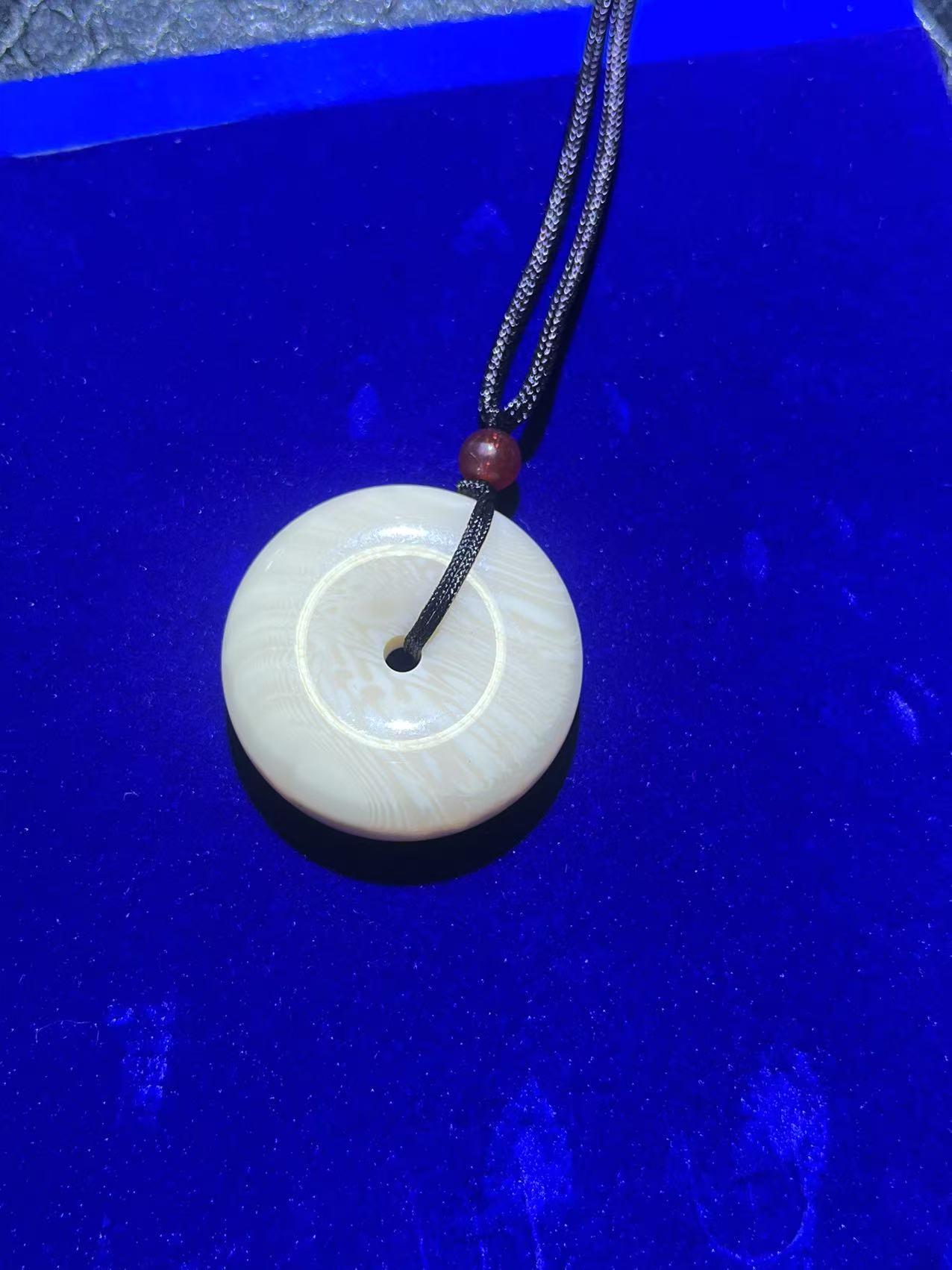 收藏级轻奢气质时尚百搭经典吊坠FCC51223