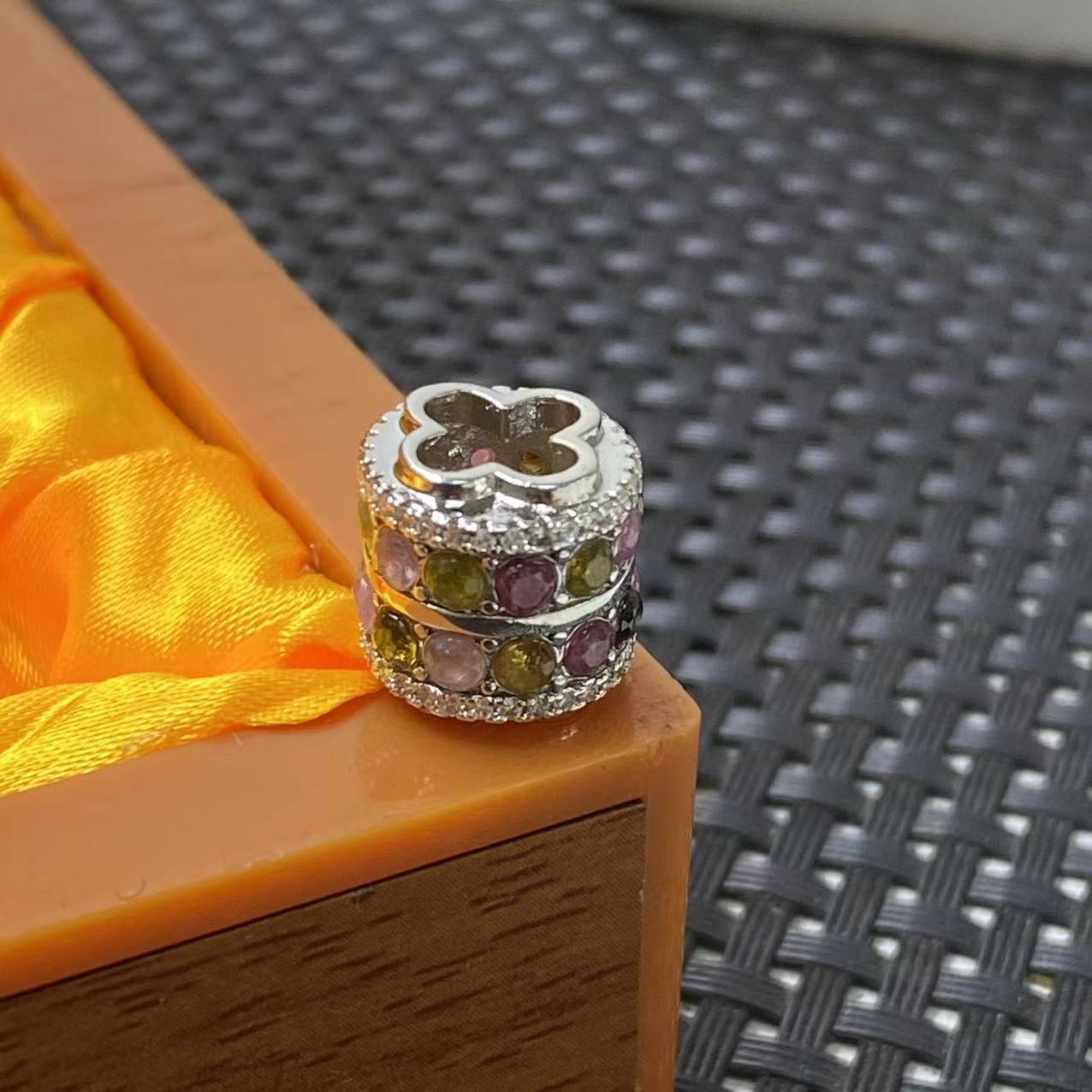 G481四叶草桶型吊坠时尚吊坠