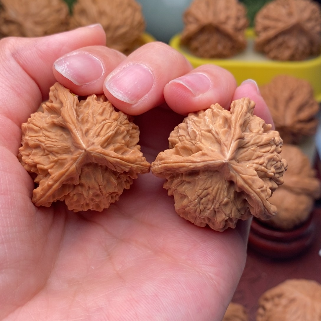 文玩核桃把件盘山奔34