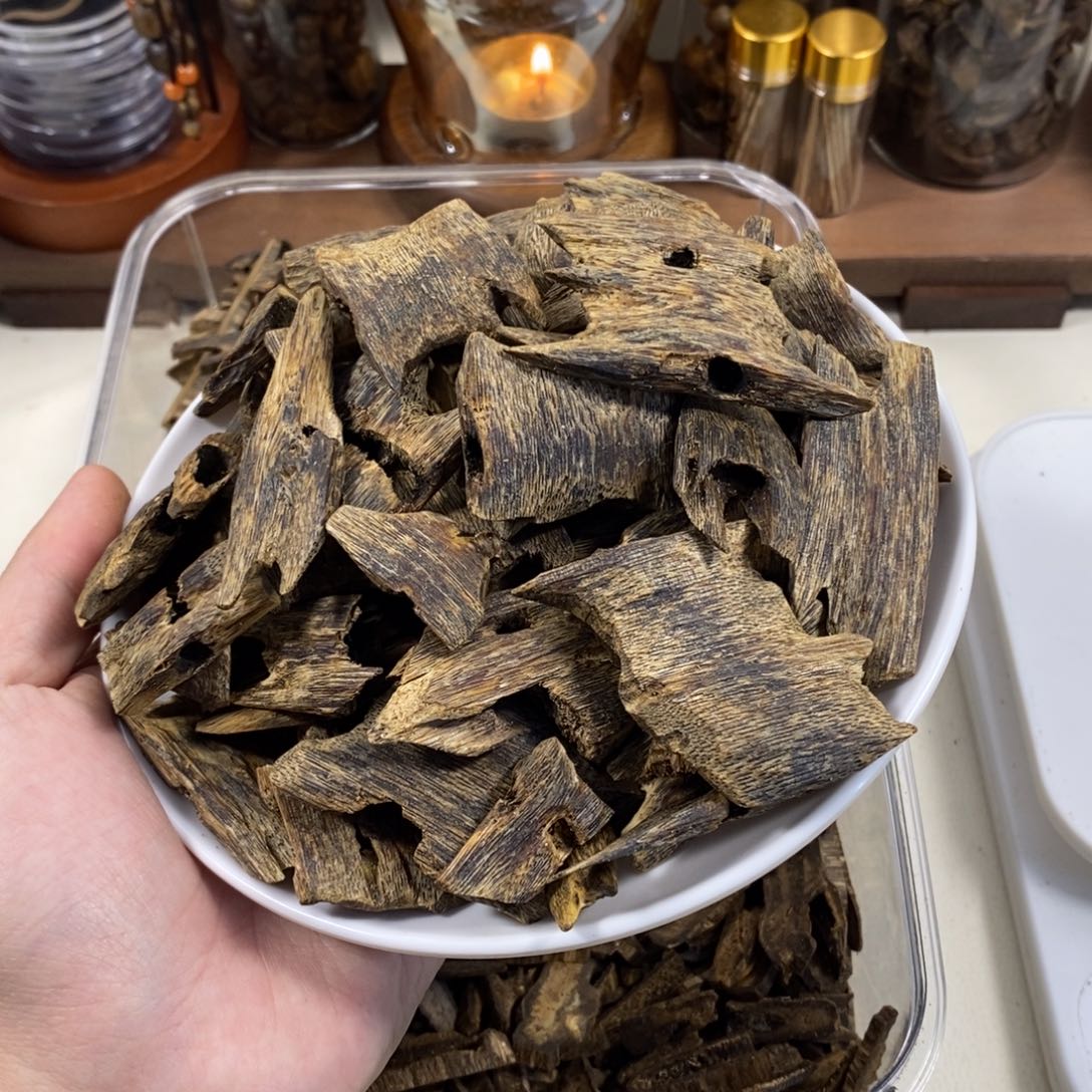 m***m沉香沉香碎屑香霸块料尾货特价