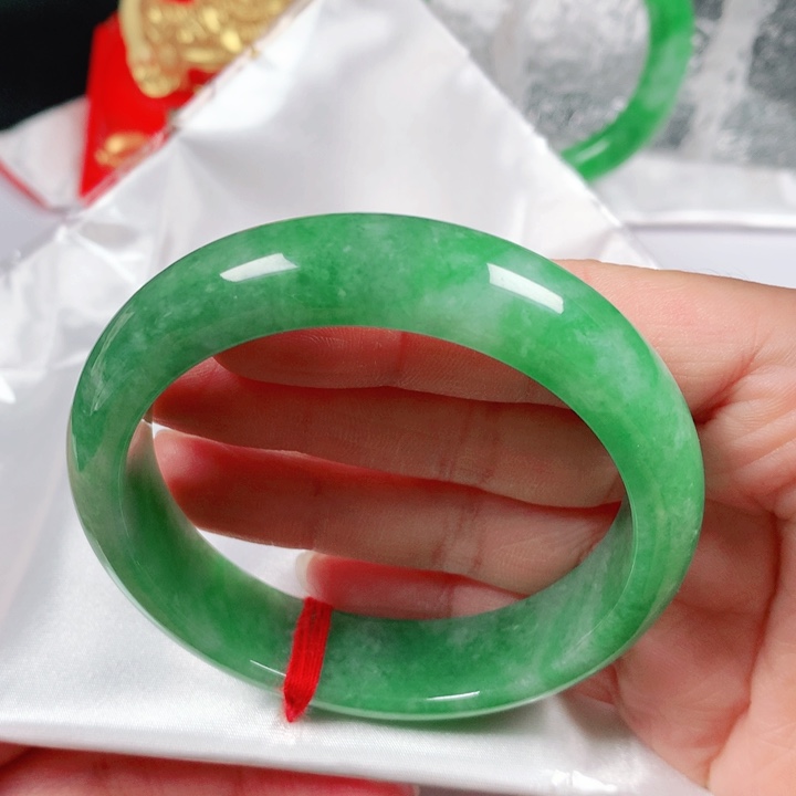 未镶嵌手镯翡翠水**妹  编号SZ1002 正圈58.4
