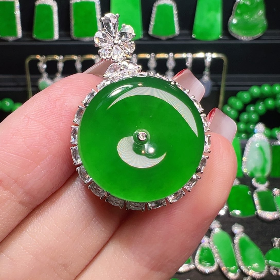 翡翠吊坠(不含链)未镶嵌