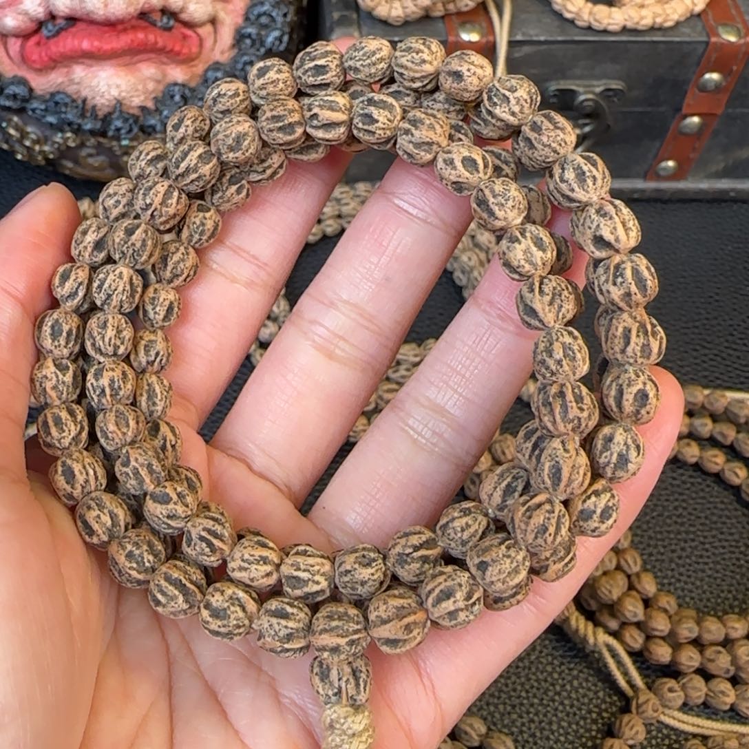 找***盏柏香籽/百香籽吊坠