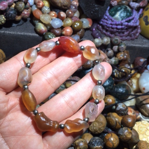 石材老糖心手链原石