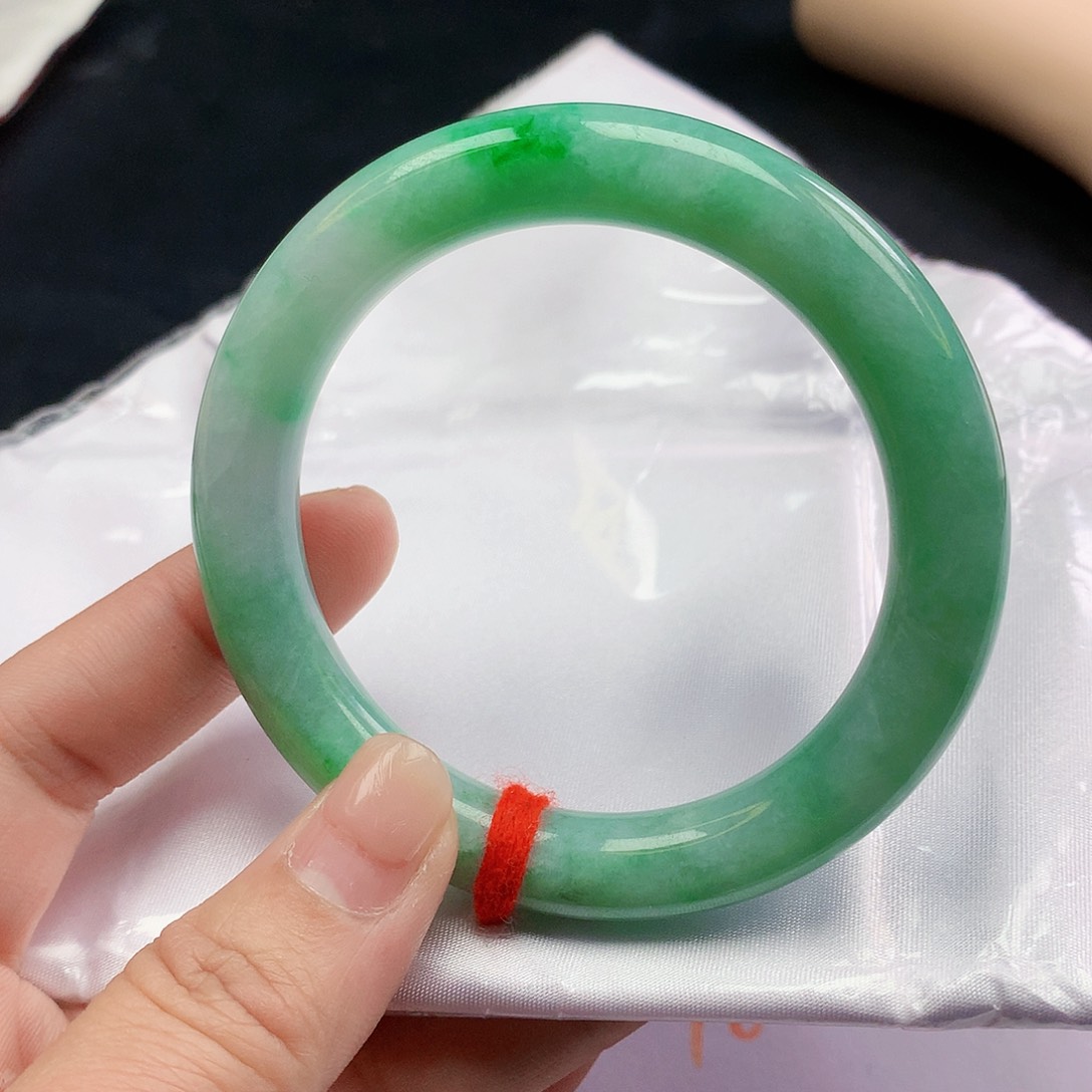 翡翠手镯未镶嵌56圈圆2255