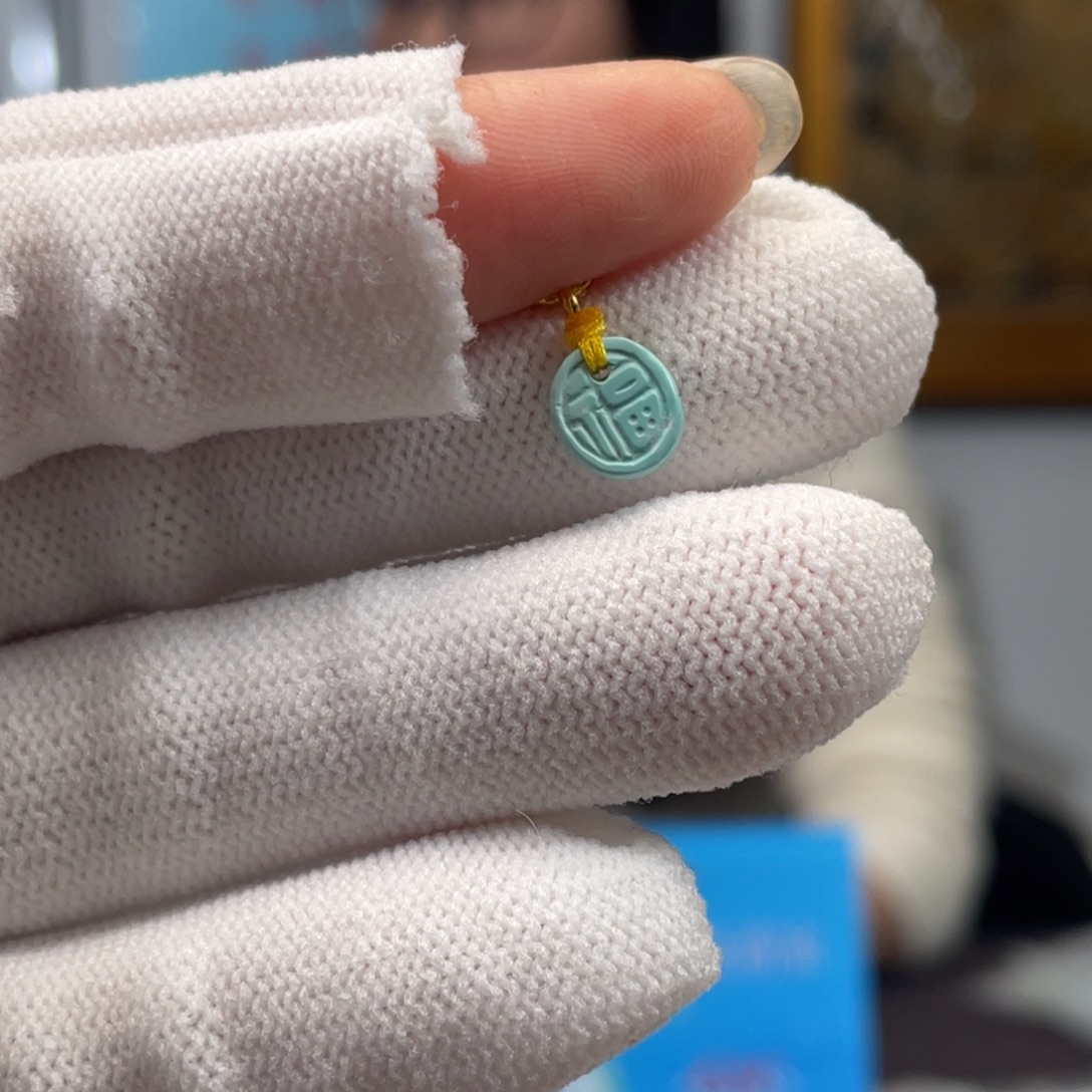 绿松石未镶嵌挂件