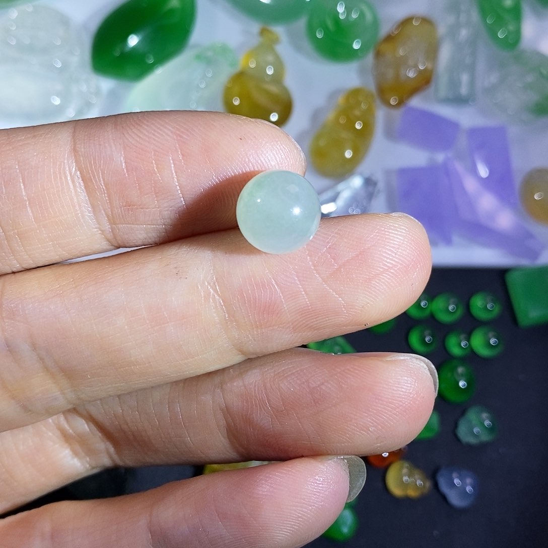 未镶嵌定制翡翠翡翠珠子