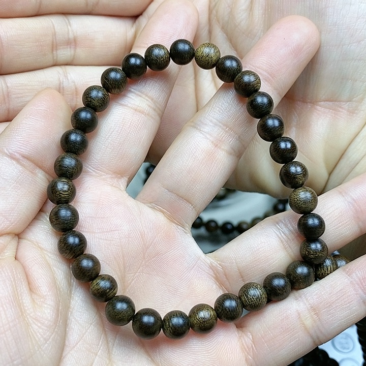 沉香手串三*越南芽庄白棋楠