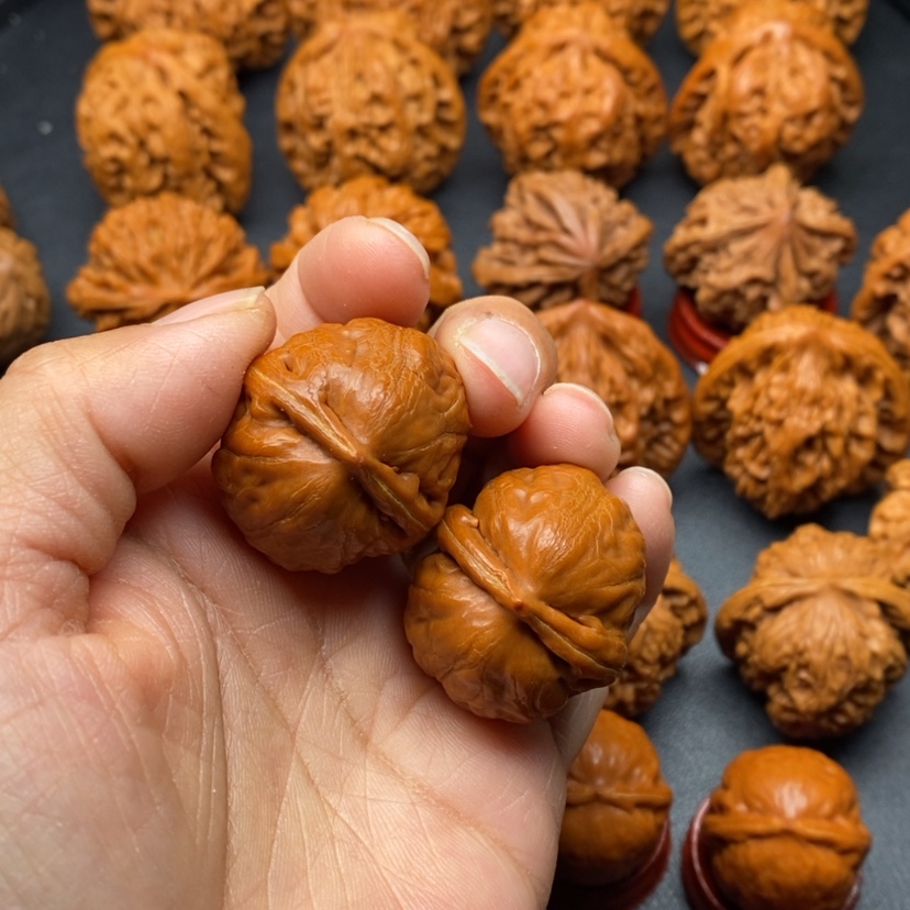 【闪购商品】文玩核桃把件蜜枣