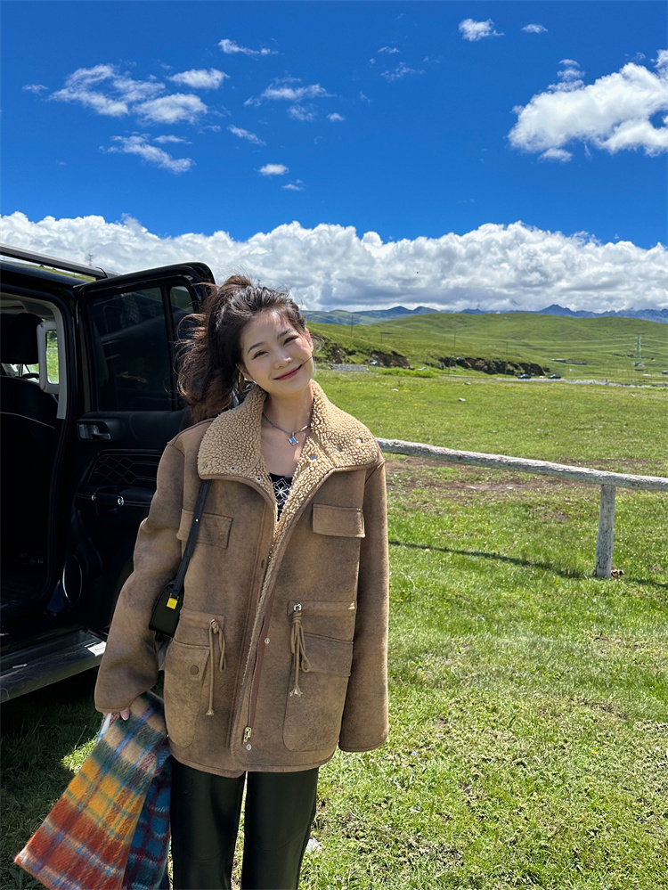 巨好看的皮毛一体外套女2025新款秋冬季小个子加绒加厚麂皮羊羔毛