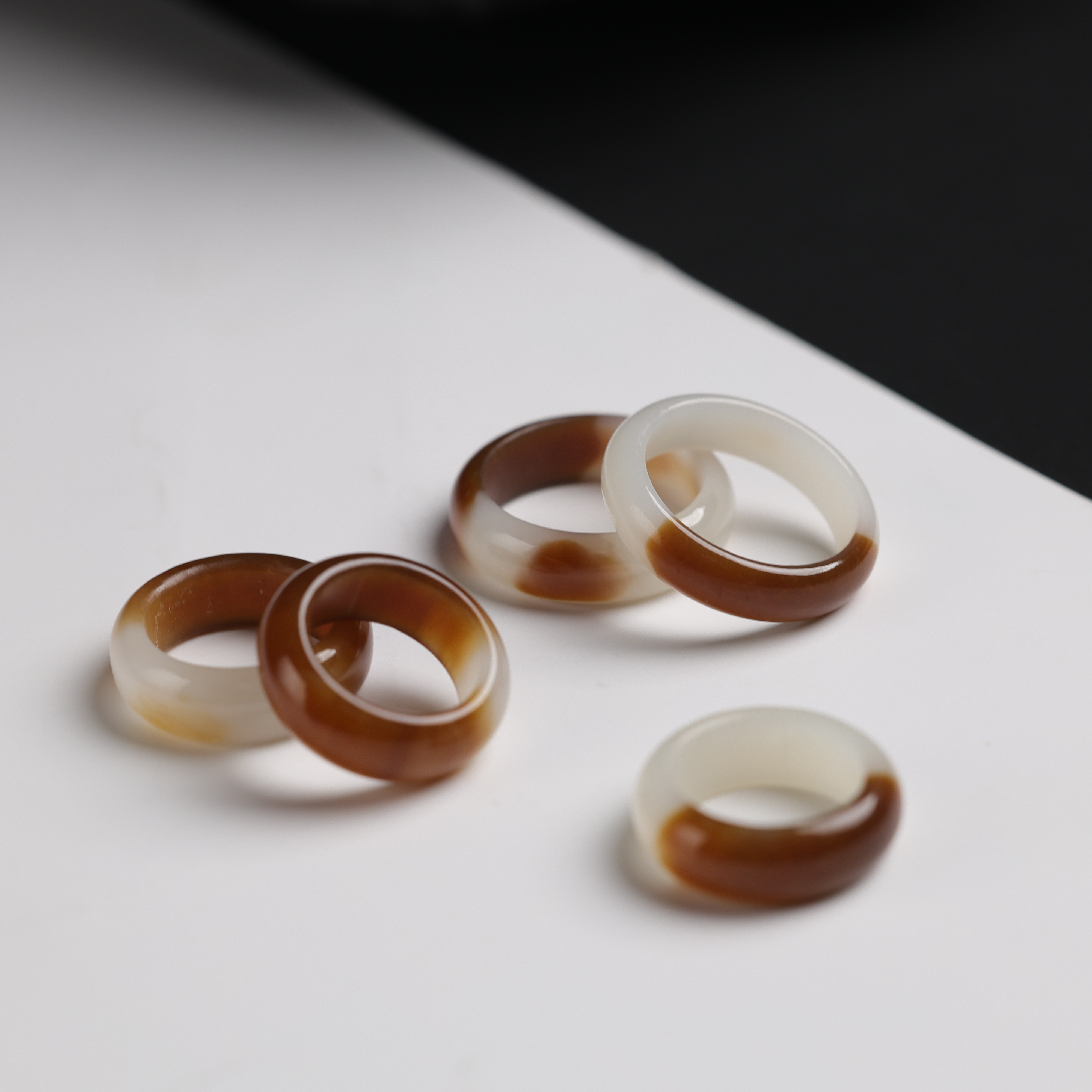 "玲珑"严选精品和田玉糖玉糖白戒圈 多样性发其一